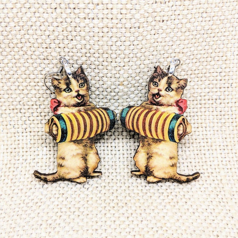 Accordion Cat Earrings / Cat Earrings / Cat Gift / Kitten Etsy