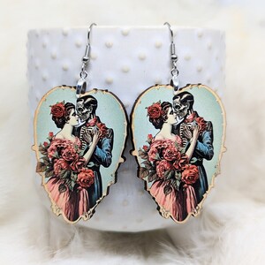 Zombie Paar Ohrringe / Galentinstag Geschenk / Gruselige Ohrringe / Gruseliger Valentinstag Schmuck / Gruseliges Paar Zombie Schmuck Bild 3