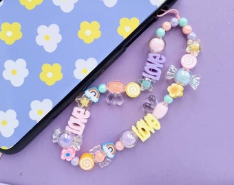 Telefoonbedel met pastelkleurige kralen: dik kawaii-snoepbandje voor iPhone