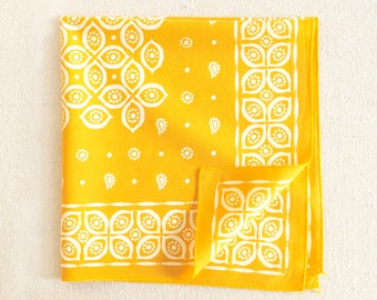 Pañuelo 100% Algodón Paisley Golden Yellow, Pañuelo Impreso a Mano para Mujeres y Hombres, Made in USA