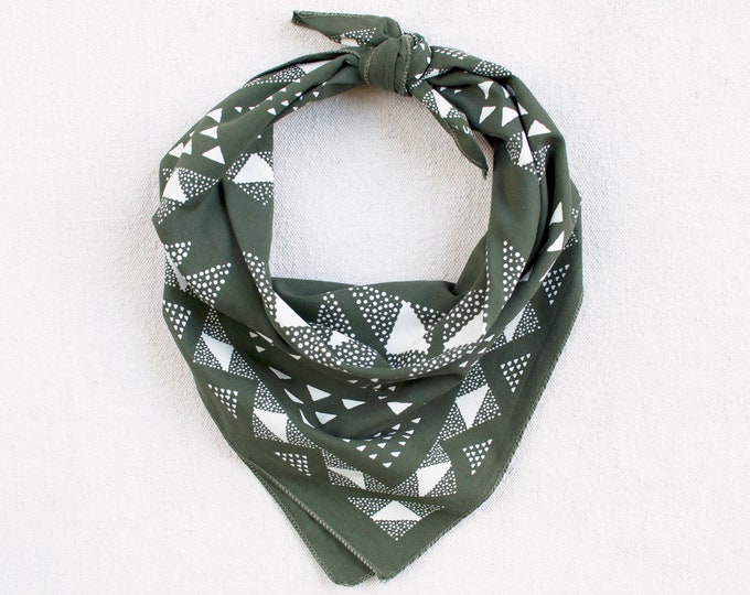 Green Bandana, Made in USA, Geometric Scarf, Hand Printed, Hiking Gift, Bandanas for Women, Quilt Pattern, Useful Gift for Men