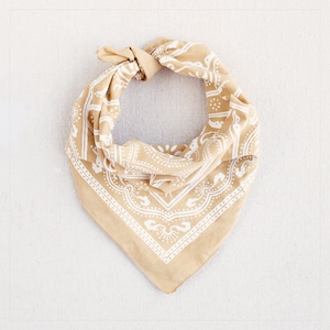 Bandana de areia, estampa ocidental, acessório para caminhadas, bandanas para mulheres e homens, presente de chef, 100% algodão, feito nos EUA, presente útil