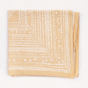 Handbedruckter Bandana, Khaki Schal, 100% Baumwolle, Made in USA, Siebdruck Bandana für Frauen und Männer, Geschenk für Wanderer, Safari Geschenk, Dot Dash
