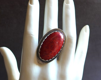 Anillo artesanal, anillo de coral de esponja roja, anillo de coral tamaño 7, anillo de declaración de coral rojo con bisel, anillo de piedra preciosa roja grande, regalo para ella