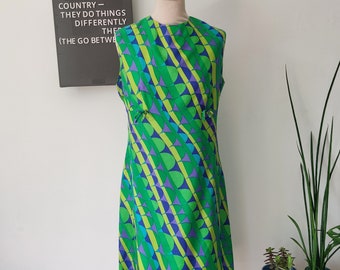 VINTAGE 1960s silk mini dress psychedelic retro design / Op pop art Made in Europe 1970s green purple blue geometric pattern