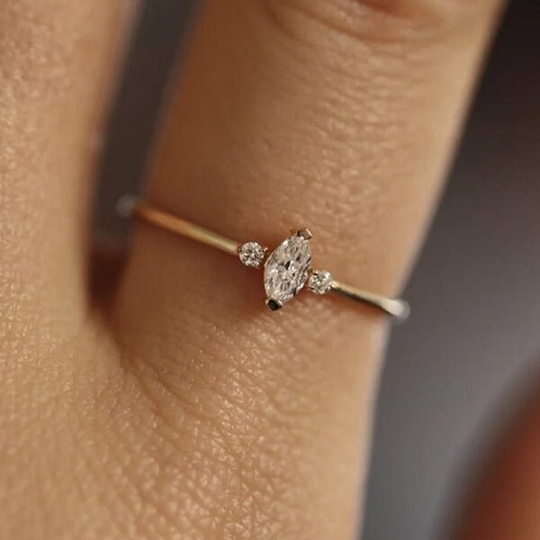 Marquise cut diamond ring/Diamond wedding ring/Dainty Diamond ring/Diamond Engagement ring/Dainty gold diamond ring/Gold Engagement ring