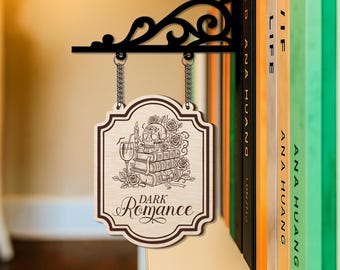 Letrero de taberna personalizado de romance oscuro, separador de biblioteca personalizado, regalo de BookTok, organizador de géneros literarios, decoración para amantes de la lectura, regalo de libros de aventuras