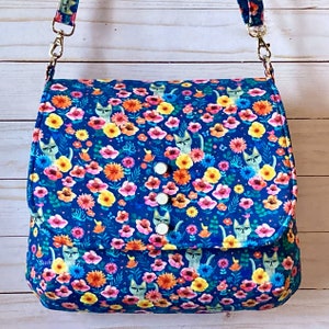 Pouty Cats & Flowers Purse - Large Messenger Style