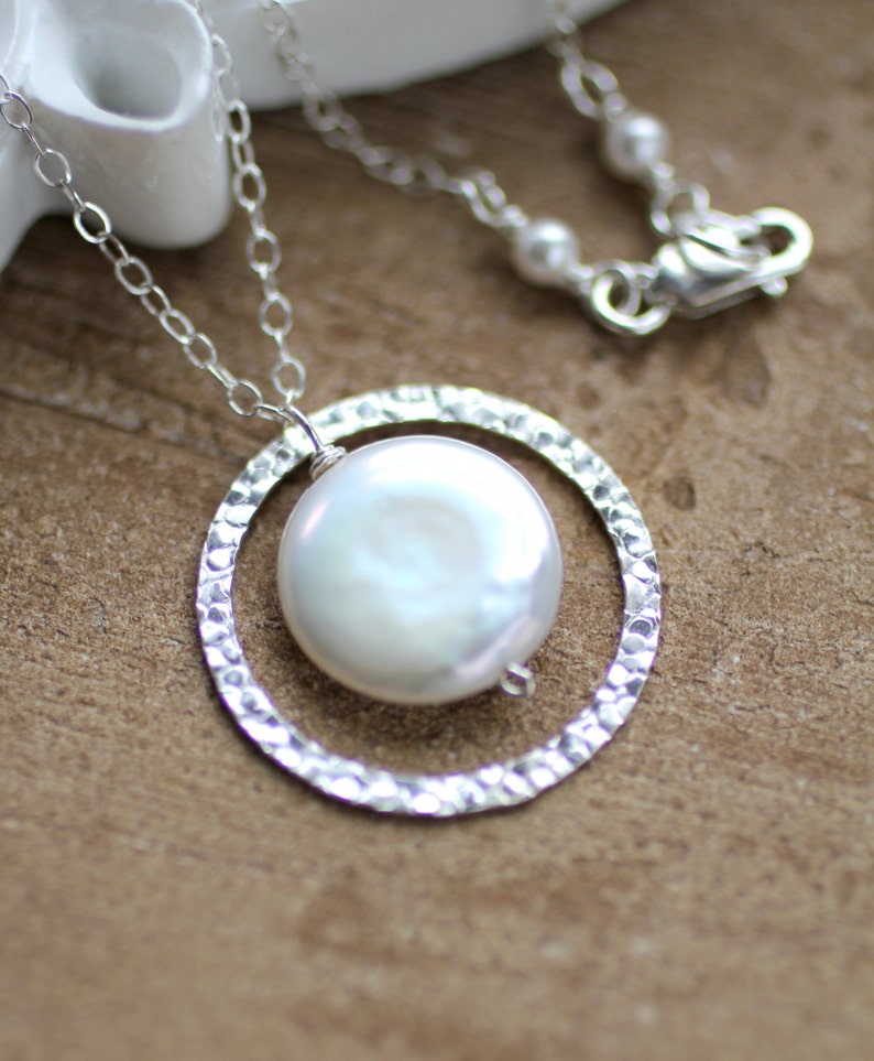 Mother of the Bride Gift, Mom Necklace, Wedding Jewelry Mother of the Groom Gift, Sterling SILVER Eternity Circle, Pearl Necklace, Thank you image 4