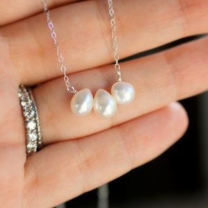 Pearl Necklace, Friendship Necklace, Sister&#39;s Necklace, Three Pearl Necklace, Past Present Future Necklace, Teardrop Pearls, Sterling Silver