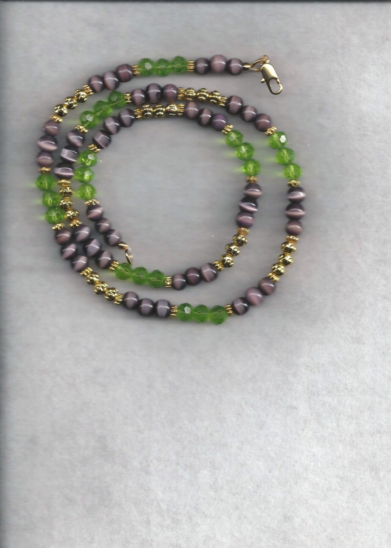 Mardi Gras-Inspired Necklace,Purple Cat/'s Eye /& Green Crystal Necklace,Cat/'s Eye Necklace,Crystal Necklace