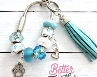 Dog Lover Keychain, Paw Print Keychain, Personalized Dog Mom Gift, Pet Lover Bag Charm, Silver Carabiner Keychain, Dog Mom Purse Charm, Bogg