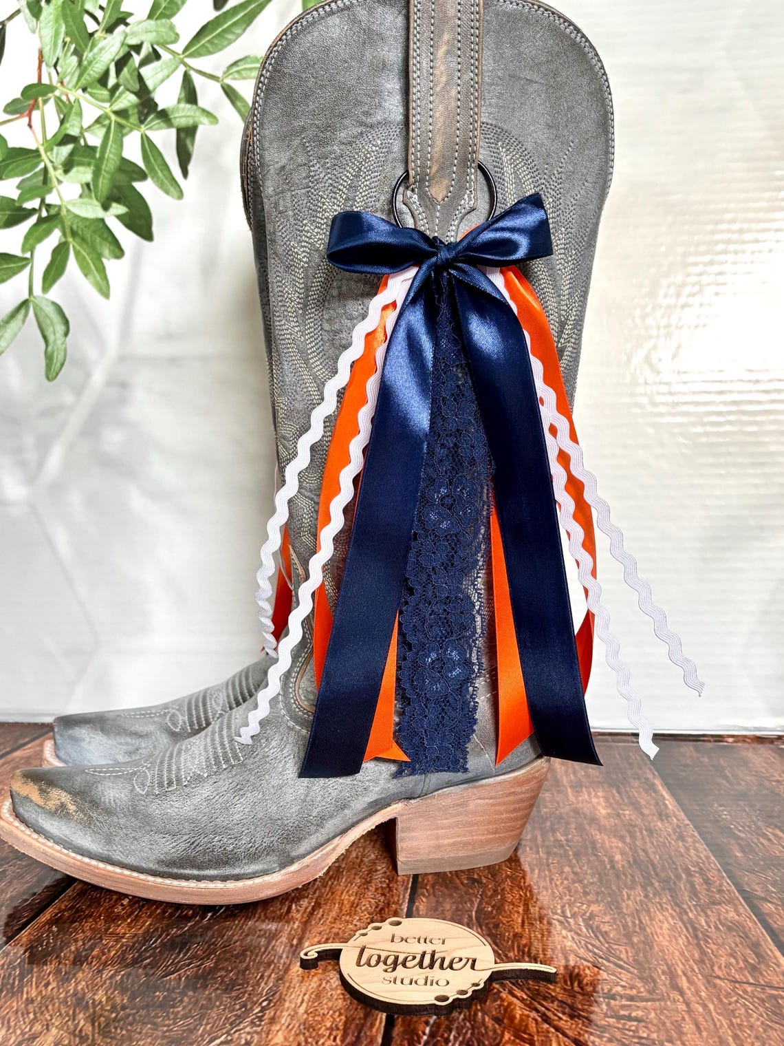 Boot Bows Display TRENDING College Inspired Boot Bows | Gameday Boot Bows | Orange & Navy ...