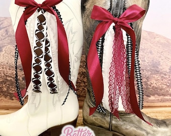 Nœuds pour bottes College GameDay | Nœuds pour bottes noirs et blancs grenat | Journée de jeu universitaire | Accessoire pour le jour du match