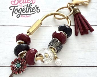 Fall Sunflower Carabiner | Autumn Bag Charm | Sunflower Backpack Accessory | Purse Tote Charm | Fall Gift for Her | Custom Colors