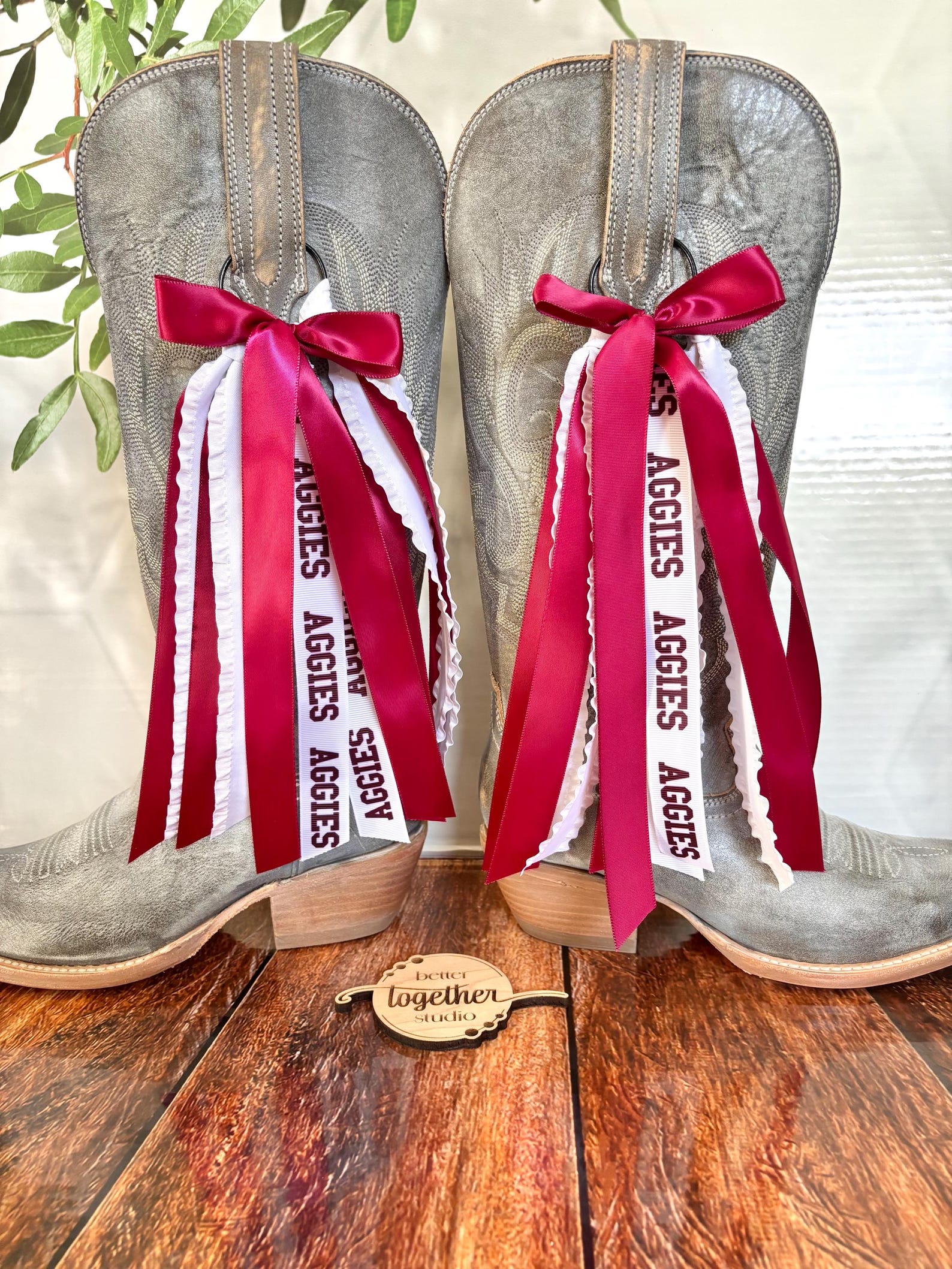 Boot Bows Display TRENDING School Spirit Boot Bows, Bows for Boots, Game Day Boots ...