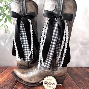Black and White Country Concert Boot Bows | Black and White Boot Bows | Country Concert Boot Accessory | Gingham Boot Bows I Bachelorette