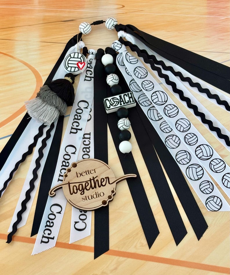 Personalized Volleyball Coach Bag Charm, Volleyball Coach Keychain, Personalized Volleyball Coach Gift, Coach Tassel *CAN BE CUSTOMIZED* Tassel No Name