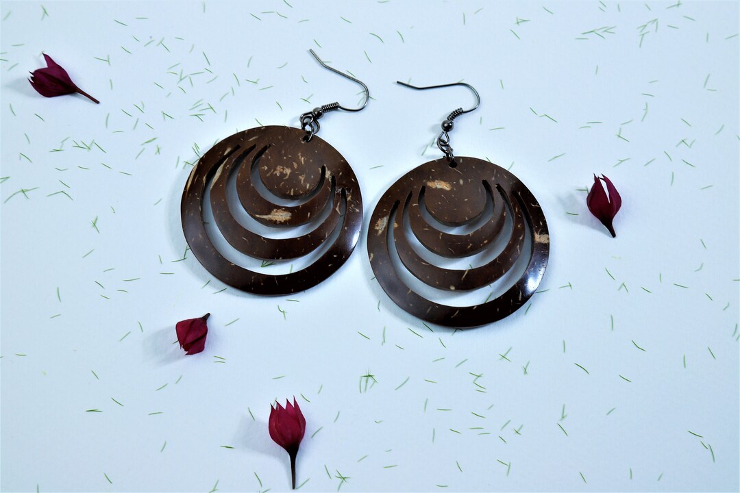 Coconut Maouri Drop Earrings - Etsy