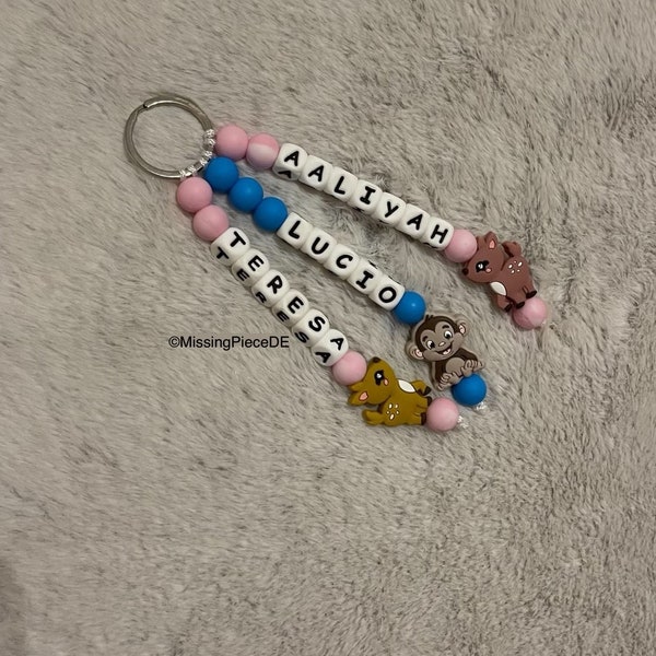 Schlüsselanhänger mit personalisierten Namen/Perlen/Farben