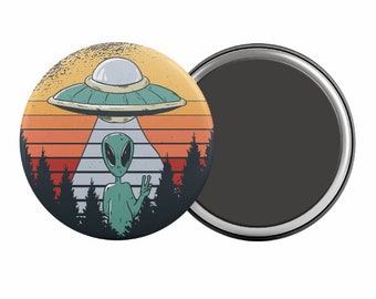 Alien Peace Fridge Magnet - Retro UFO Space