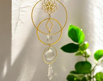 クリスタルサンキャッチャー（直径8インチ） - Etsy 日本
