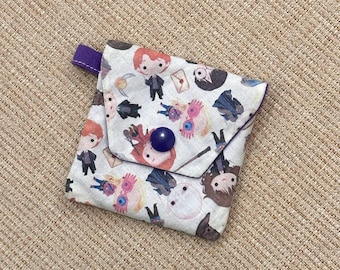 Case - clutch bag - earphone holder - purse - gift idea - handmade - airpods case - cotton - magic pattern - objects