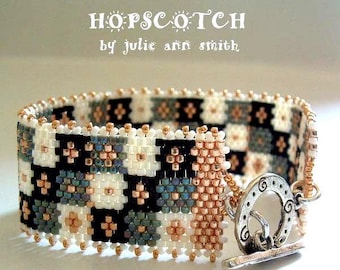 Julie Ann Smith Designs HOPSCOTCH Odd Count Peyote Bracelet Pattern