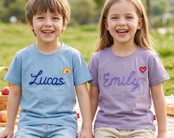 T-shirt per bambini ricamata a mano con nome, maglietta in cotone a maniche corte personalizzata, regalo personalizzato per baby shower o compleanno, abbigliamento casual per il ritorno a scuola.