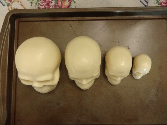 3D Skull Silicone Mold 4 Sizes Resin Chocolate Candy Plaster PVA Candle Soap Wax Melts Oven Bake Clay Small Medium Large Extra Large