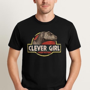 Clever Girl Jurassic Park T-Shirt – Vintage Dinosaur Movie Tee – Raptor Graphic Shirt – Unisex Dino Fan Gift – Chaos Theory Merch