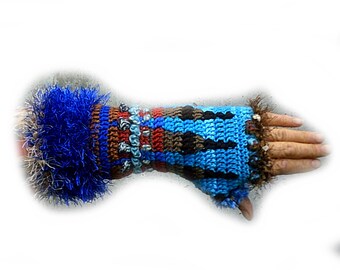 The Beaut Bluegum fingerless mitts