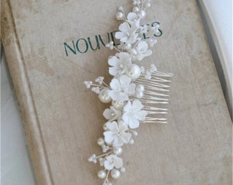White Porcelain Flower & Pearls Bridal Comb Hair Piece - Handmade Womens wedding Jewelry,bridesmaid headgear, bride Headdress,Gift