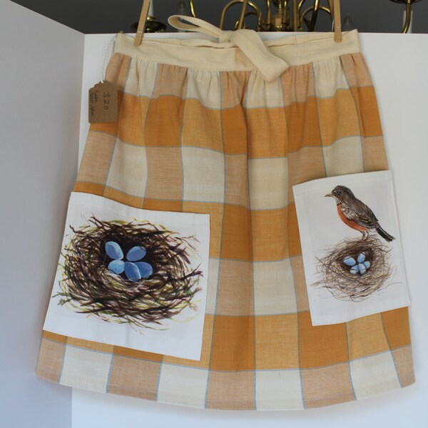 kitchen apron - farmer's market apron - Cotton plaid bird nest