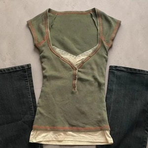 Green Y2k Grunge Fashion Tee, Fitted Summer T-shirt, Gift For Her