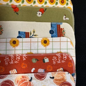 Fun Print Flannel Paper Towels: Reusable Eco-Friendly Kitchen Wipes