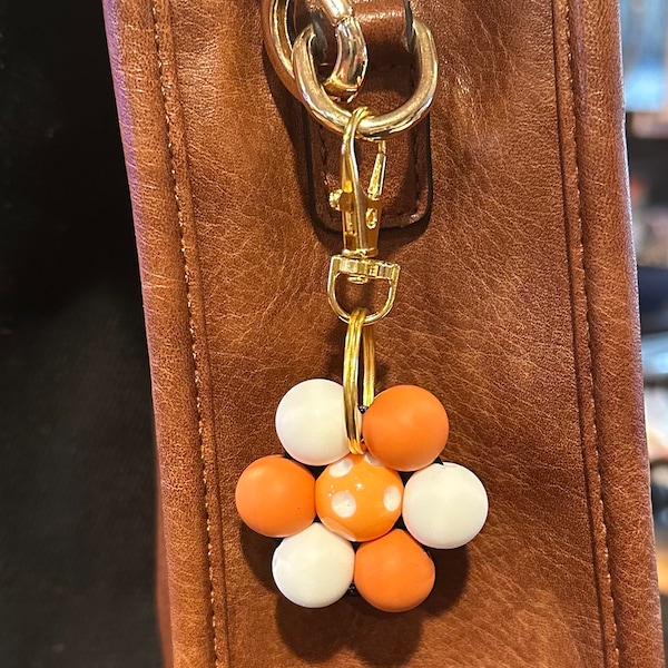 Silicone Flower Keychain | Zipper Pull | Key Charm| Purse Accessory | Daisy