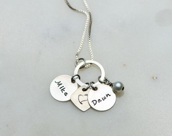 Encanto pequeño con collar de encanto de collar
