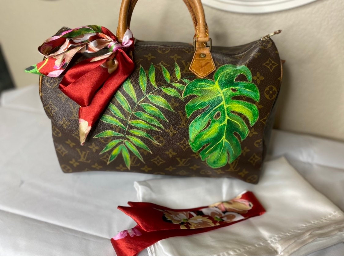 WORK FROM HOME: HOW I PAINT ON HANDBAGS FOR MY CLIENTS