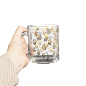 Bee-Themed Glass Mug, Perfect for Nature Lovers, Gift for Beekeepers, Home Decor, Cute Coffee Cup
