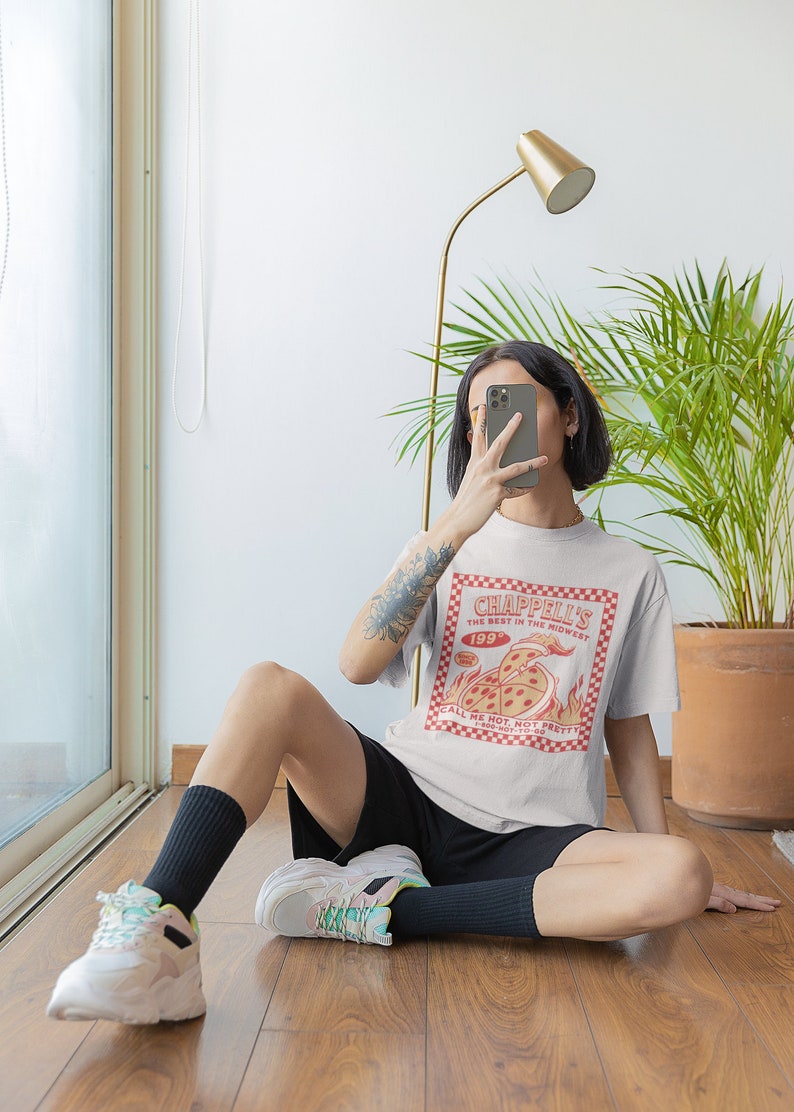 HOT TO GO Retro Pizza Graphic Chappell Midwest Princess Vintage Style