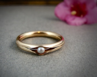 14k Gold Solitaire Pearl Ring – Handmade Gold Band, Artisan Jewelry