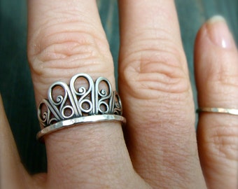 Rings .. cocktail / band