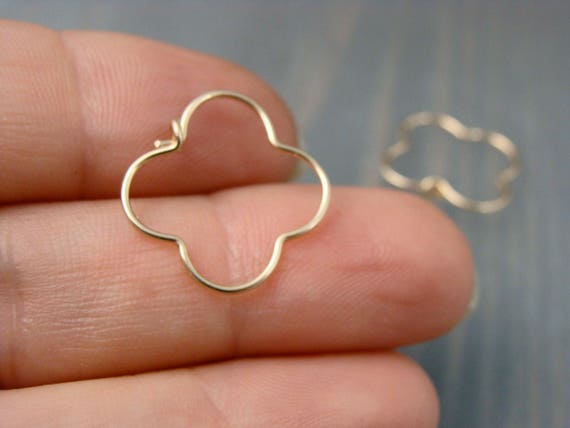 Mini golden gothic clover hoops, Small gold coquette hoops, Unique hoops, Gifts for her, Siren jewels