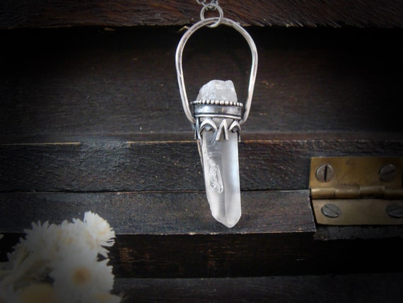 Raw quartz crystal pendulum 925 silver pendant, Quartz boho witchy vibes, pendant, Gifts for women and teens, Siren jewels