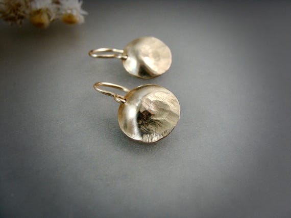 Small 14k gold filled hammered disc earring, Simple earrings, Minimalist jewelry, Textured gold jewelry, Gifts for her "Thumbprint earrings"