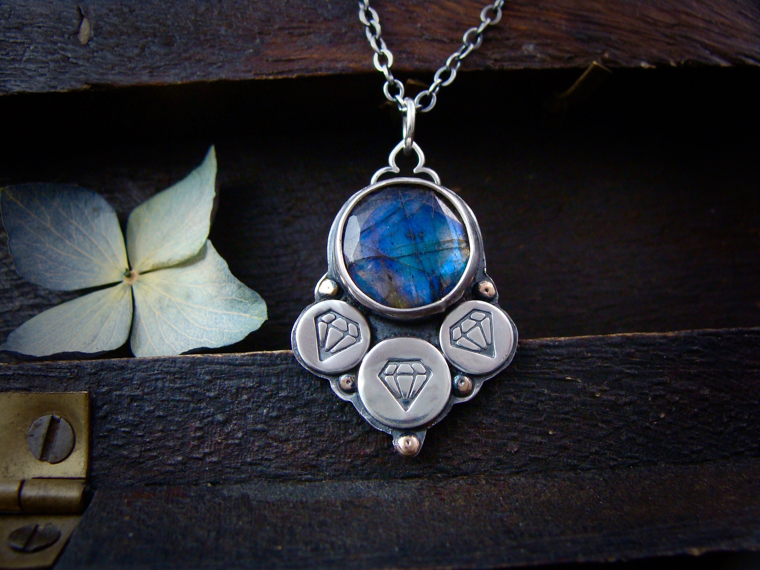 lucy in the sky jewellery