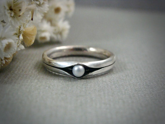 White freshwater pearl solitaire stack ring, 925 sterling silver band, Pearl jewelry, Cottagecore, Siren jewels "Princess and the pea ring"