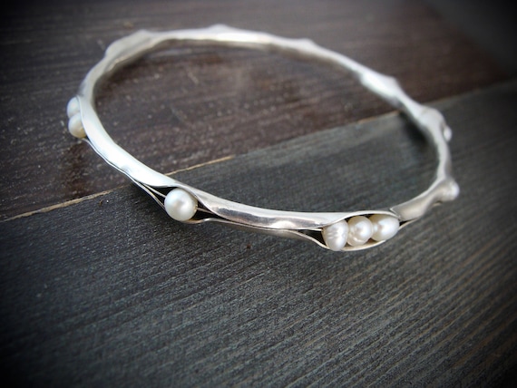 Scattered pearl and sterling silver bangle, Organic hand formed bracelet, Fresh water white pearl stack bracelet, Gifts for her, Sirenjewels