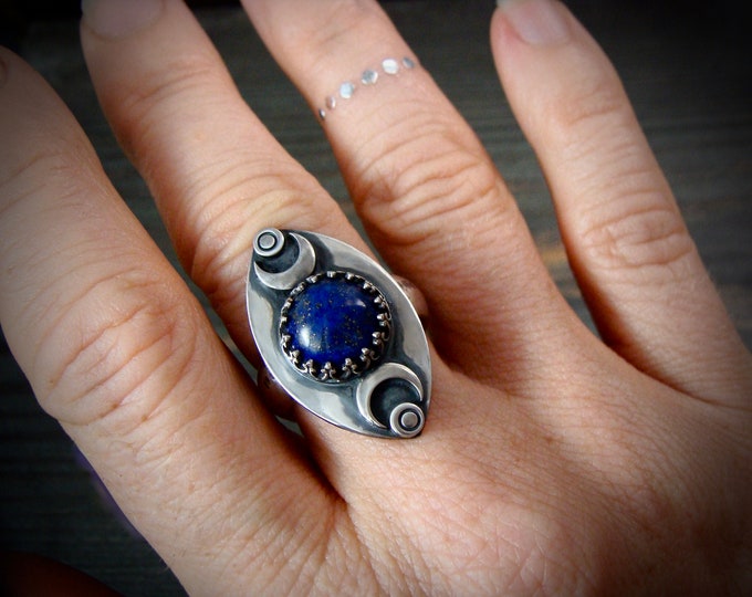 Hecati .. lapis lazuli ring, Goddess ring, moon ring, celestial jewelry, witchy jewelry, cocktail ring, gifts for her